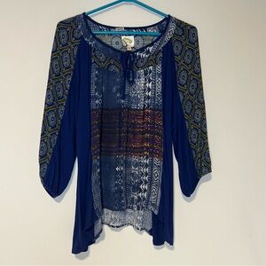 Fig and Flower Navy and Gold Patterned Blouse
